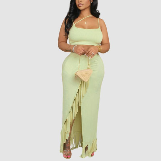 Conjunto de falda con borlas y tirantes