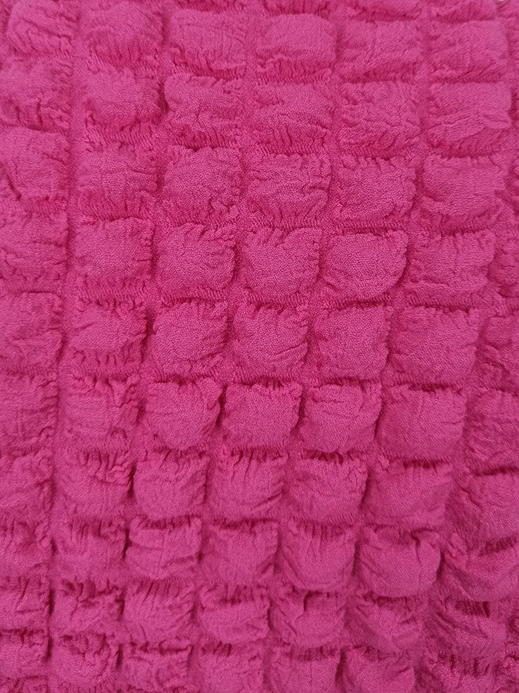 Minivestidos de burbujas con aberturas y mangas largas