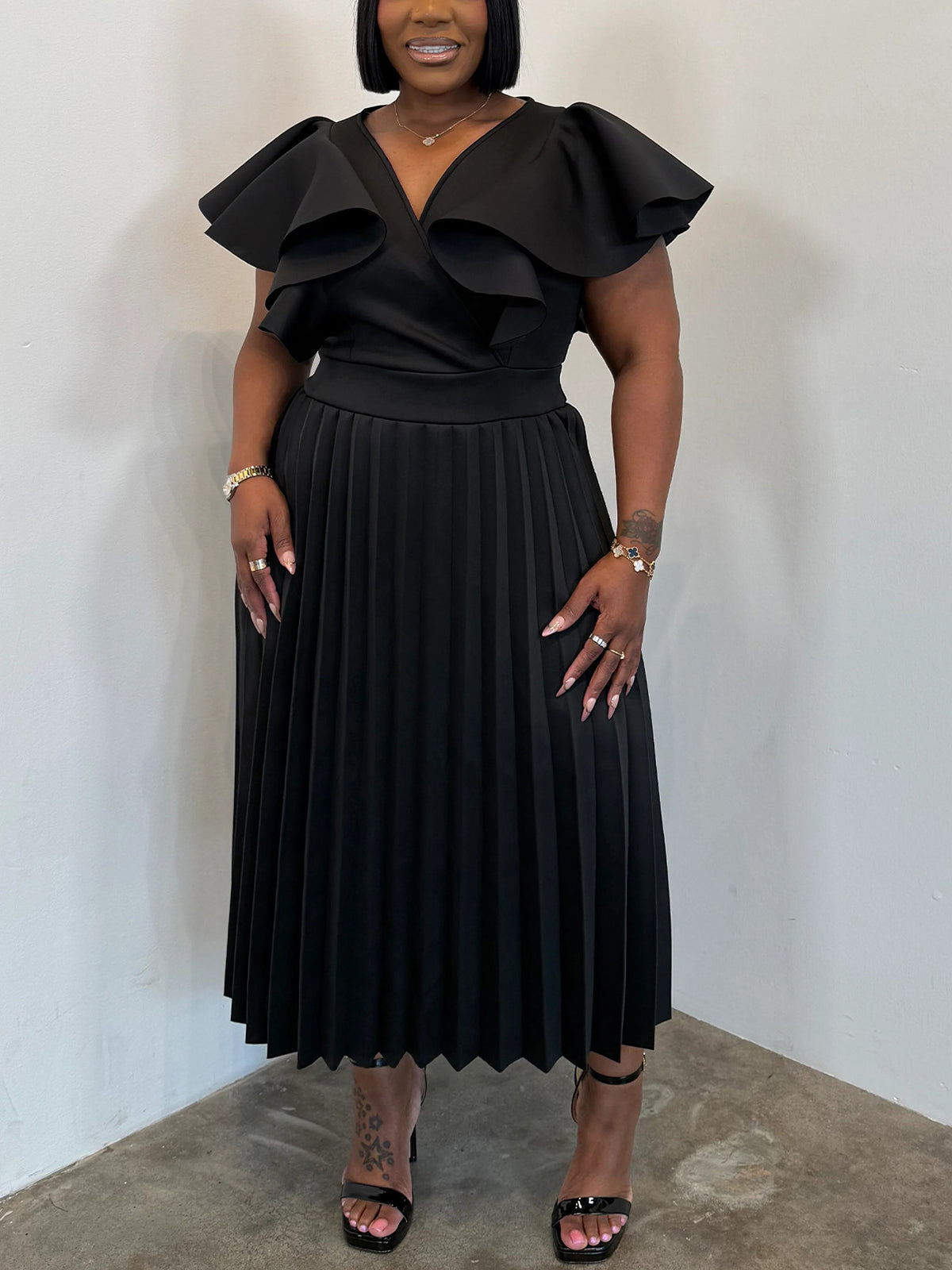Plus Size Ruffle Pleated Dress