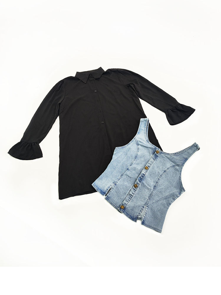 Conjunto de minivestido camisero con mangas acampanadas y chaleco vaquero