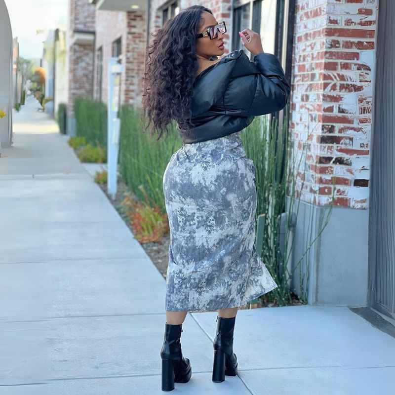 Vestido con cremallera sin tirantes Graffiti