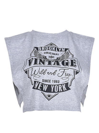 Top corto estampado sin mangas con abertura