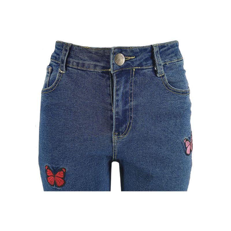 Vaqueros de pernera ancha con bordado de mariposas