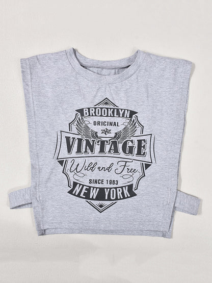 Top corto estampado sin mangas con abertura