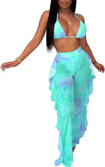 Tops cortos de dos piezas y pantalones con volantes