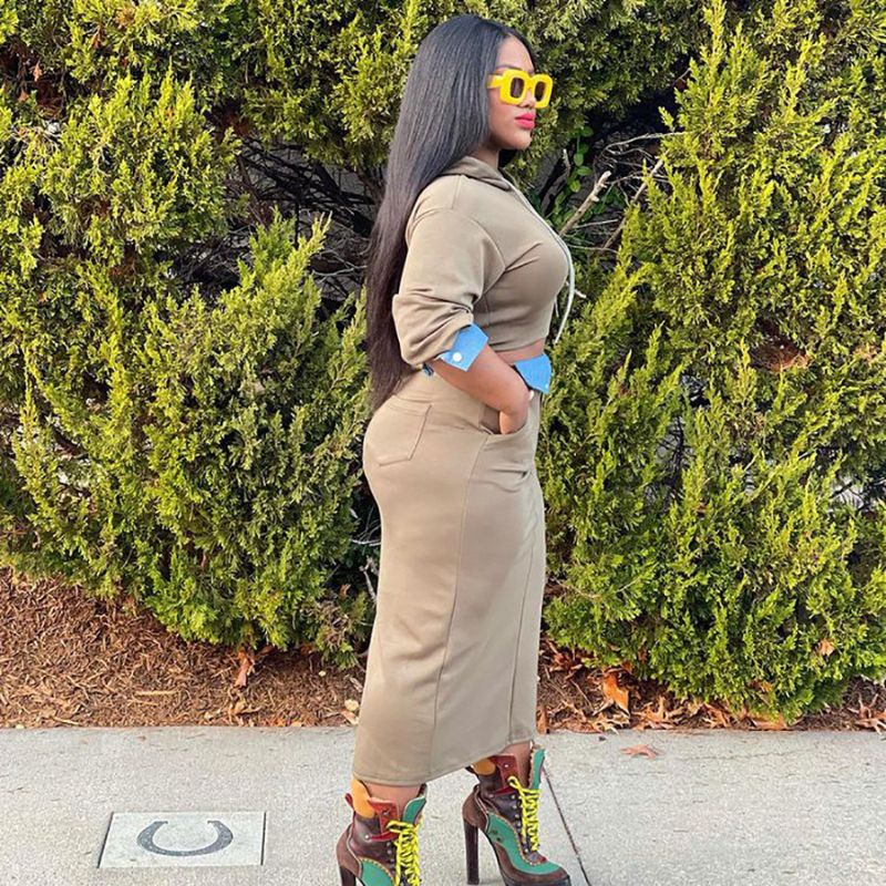 Conjunto de falda con capucha y patchwork de mezclilla