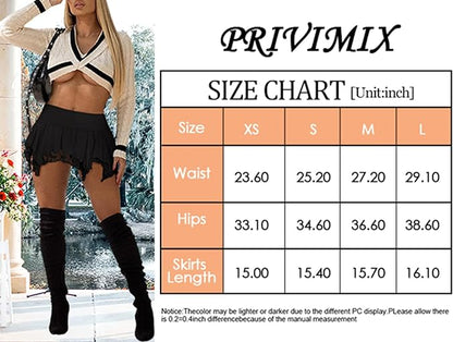 Minifalda plisada con volantes y encaje de patchwork