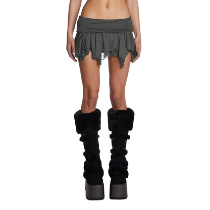 Minifalda plisada con volantes y encaje de patchwork