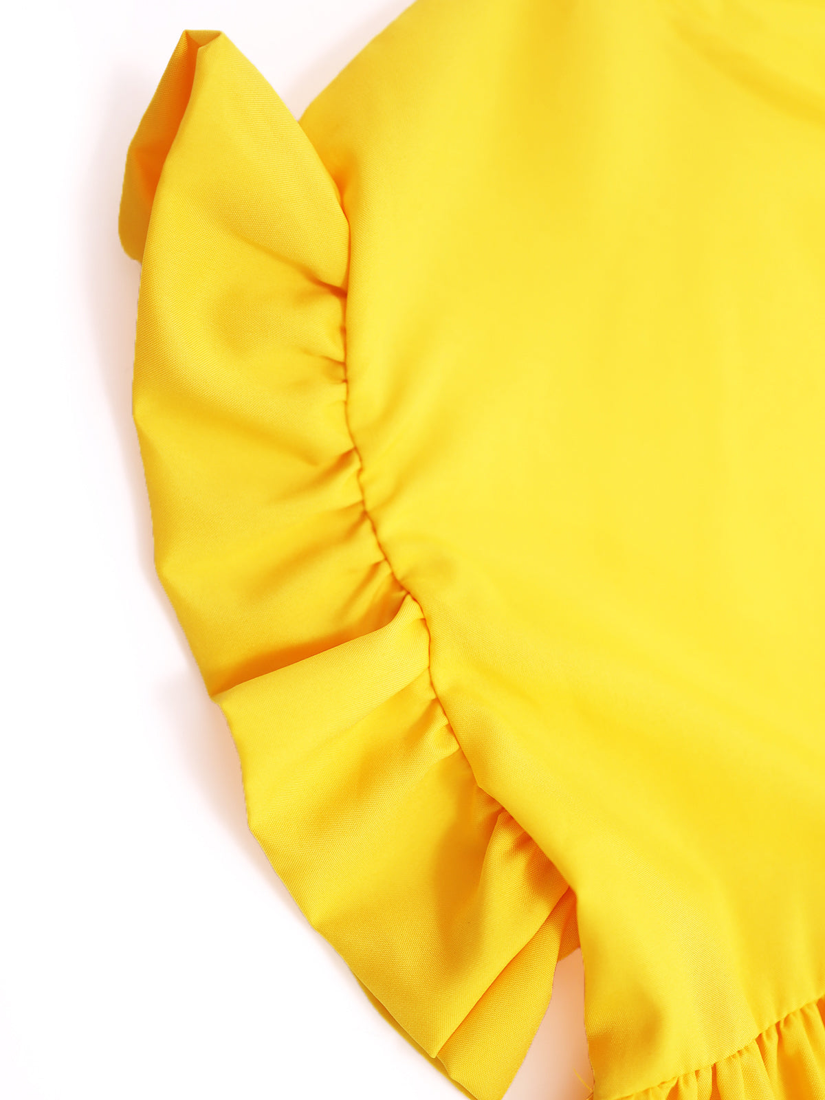 Vestido suelto con vuelo y mangas con volantes en bloques de color 