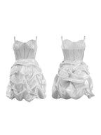 Vestido a capas de tul con tirantes finos y diamantes de imitación 