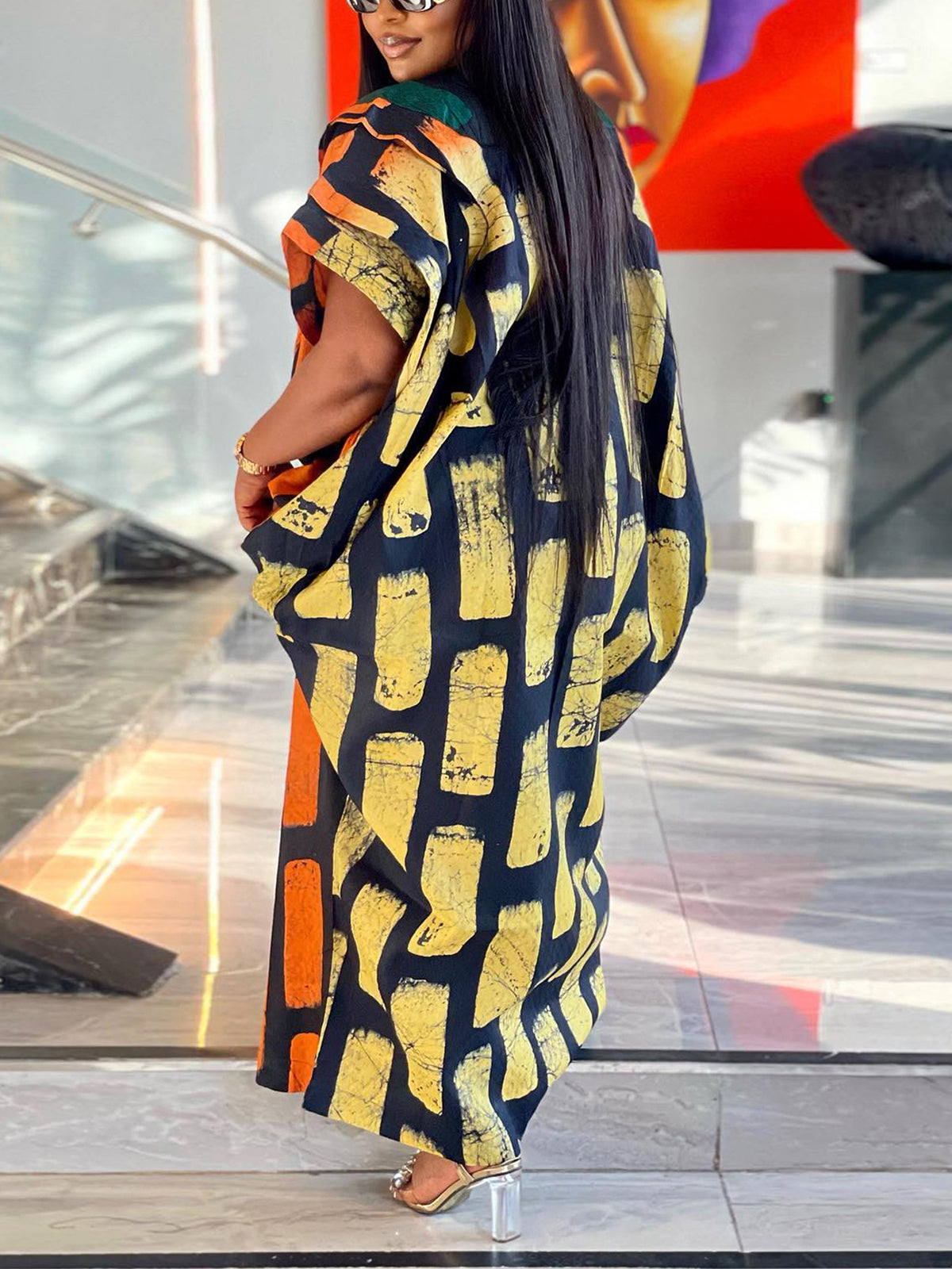 Vestido suelto con abertura en bloques de color sin mangas 