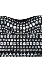 Vestido con tirantes finos y guantes de diamantes de imitación 