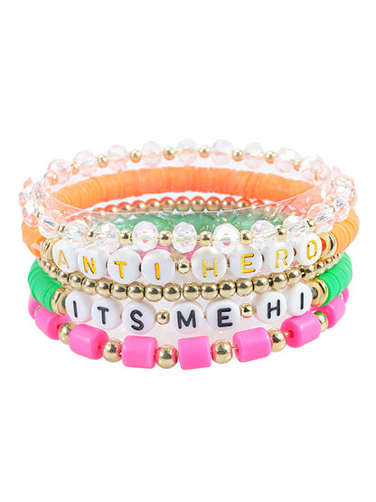 Conjunto de arcilla polimérica con pulsera de cuentas de letras multicolores 