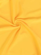 Tops sin mangas de dos piezas y pantalones con borlas