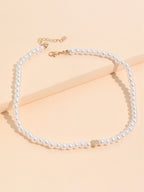 Collar con colgante de corazón de perlas 