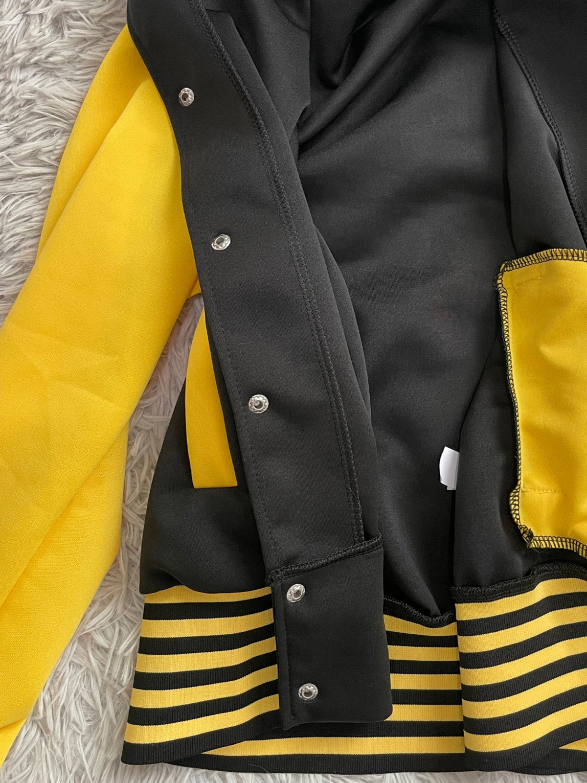 Conjuntos de béisbol de dos piezas con estampado de letras y bloques de color 