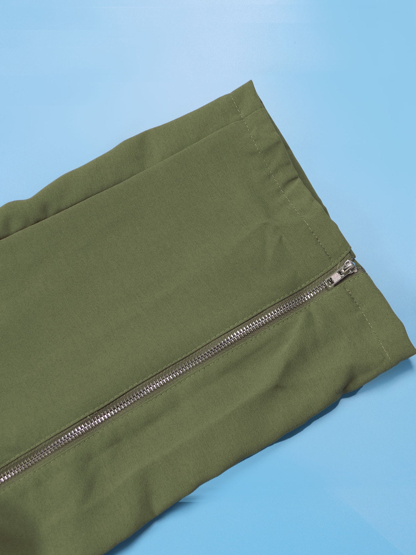 Monos de pierna ancha con bolsillo con cremallera y manga corta 