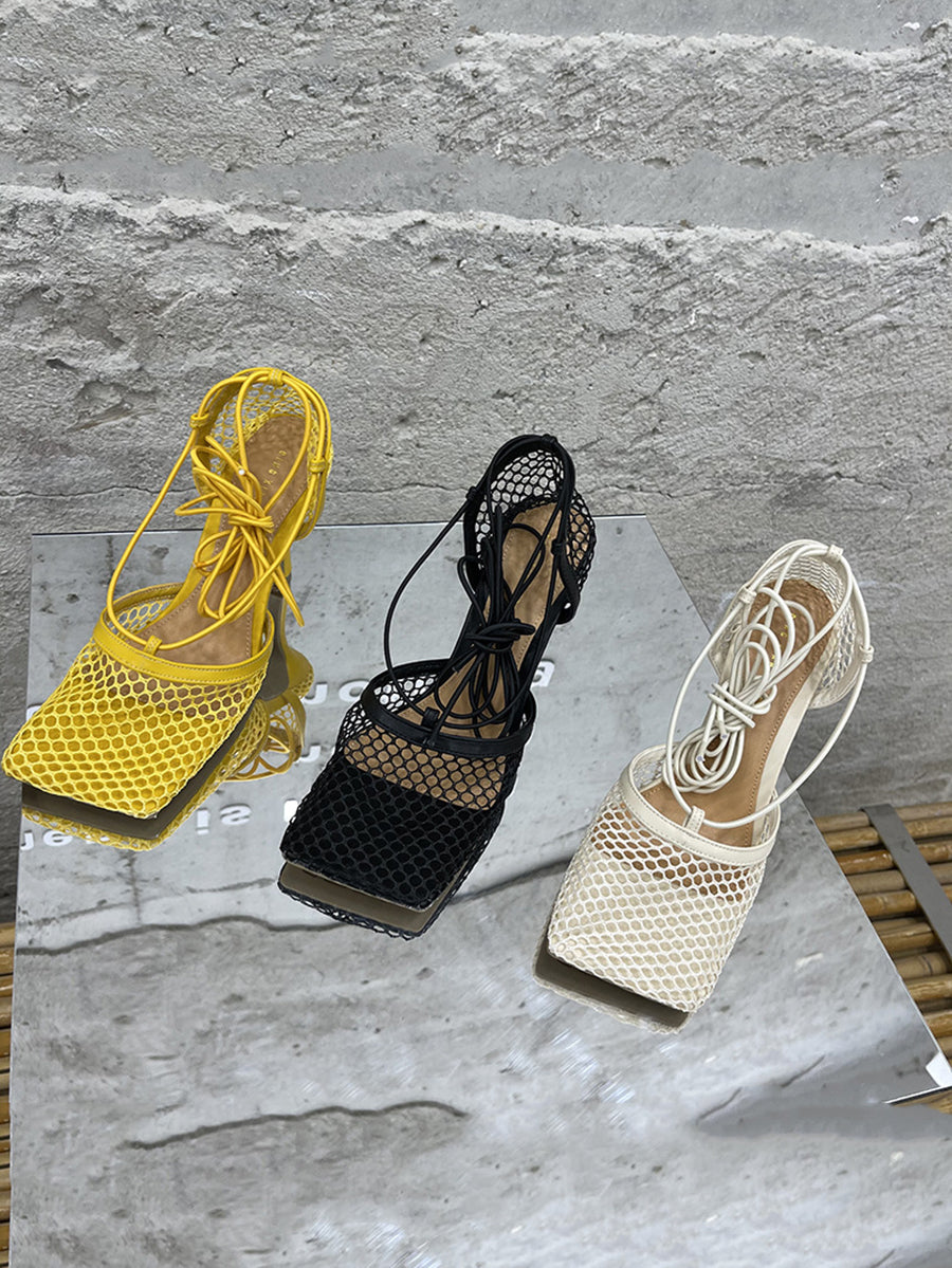 Sandalias de tacón alto con tiras cruzadas ahuecadas 