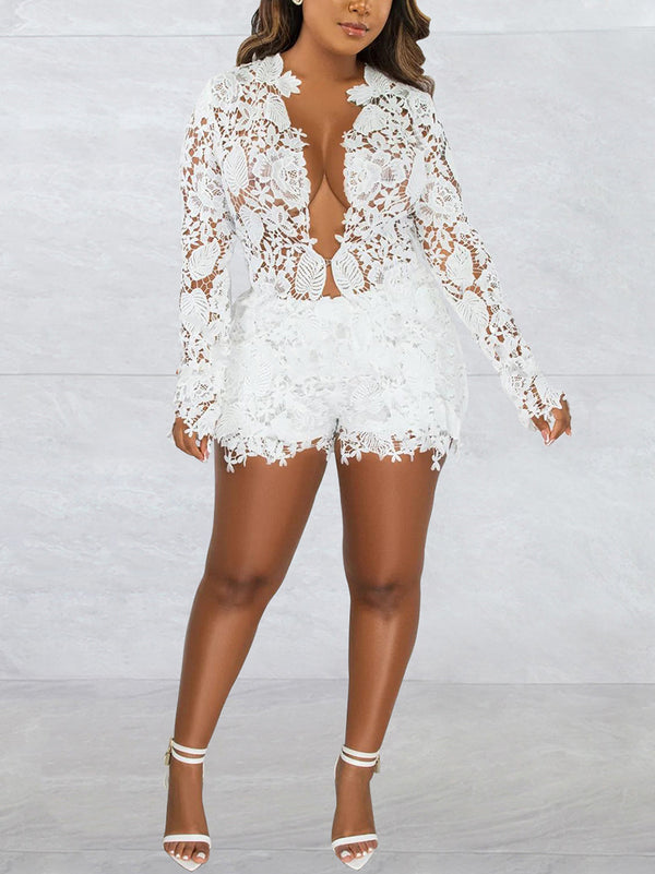 Two Pieces Lace Tops Shorts Set