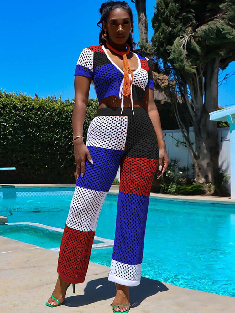 Pantalones y top corto de manga corta ahuecados de dos piezas