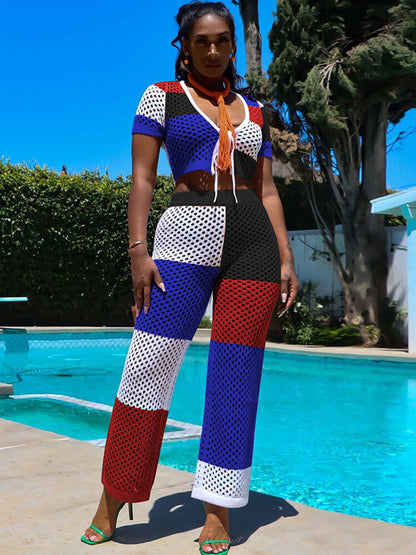 Pantalones y top corto de manga corta ahuecados de dos piezas