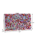 Bolsos cuboides con cadena de piedras de colores
