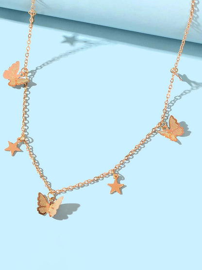 Collares minimalistas de estrellas y mariposas