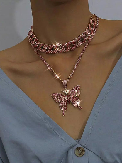 Collares en capas con colgante de mariposa