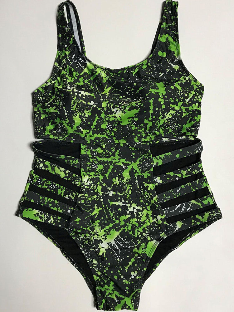 Traje de baño ahuecado de una pieza de talla grande