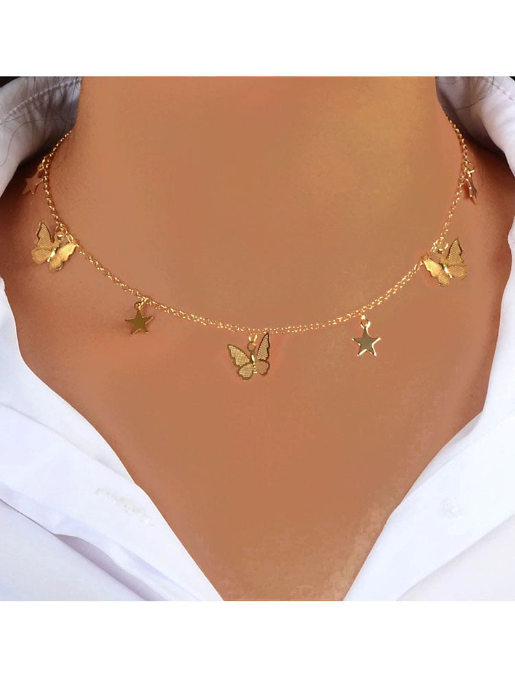 Collares minimalistas de estrellas y mariposas