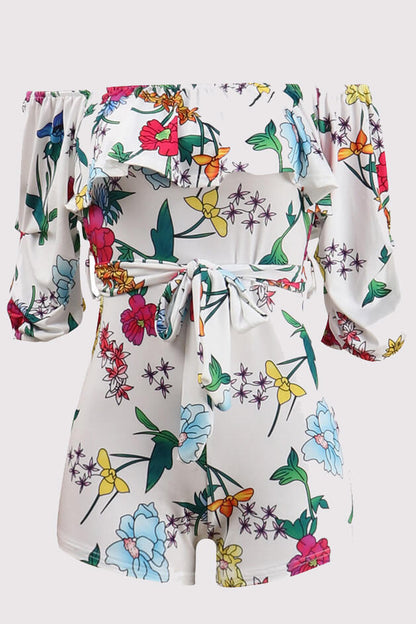 Monos cortos con hombros descubiertos y arco iris floral