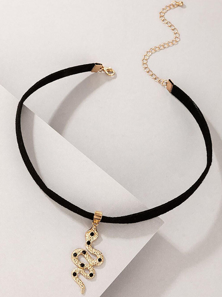 Collares de franela con colgante de serpiente
