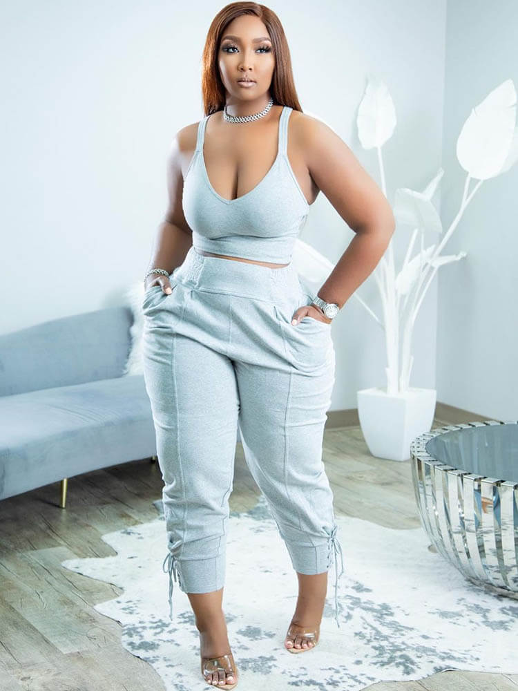 Conjunto de pantalón largo y top con tirantes finos