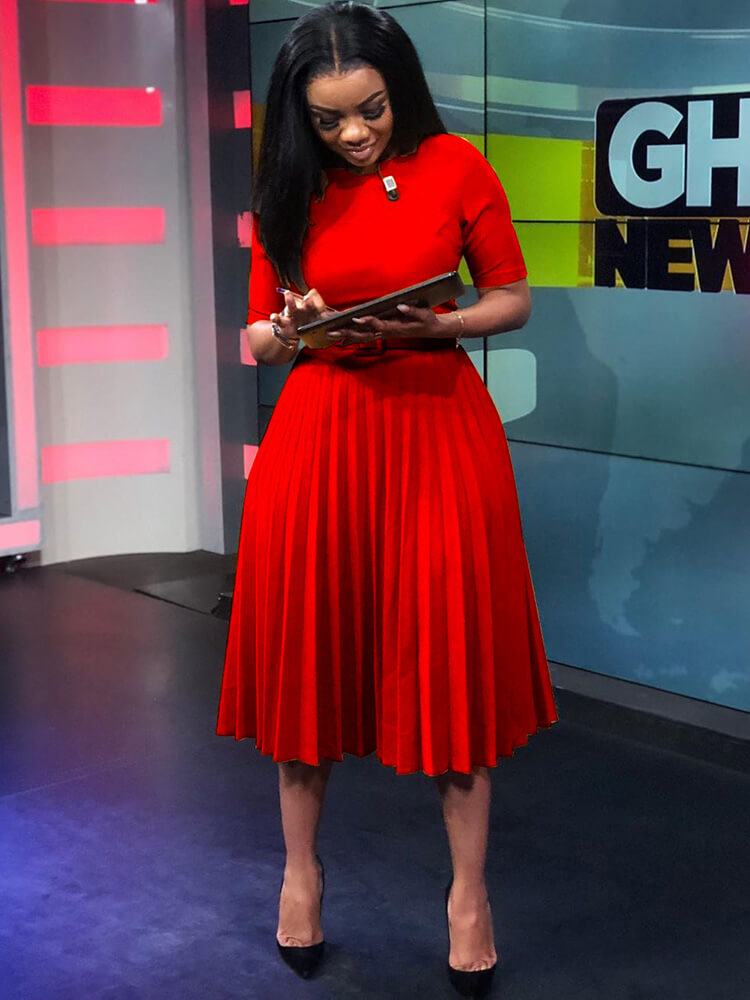 Short Sleeve Solid Color Pleated Midi Dress with Belt