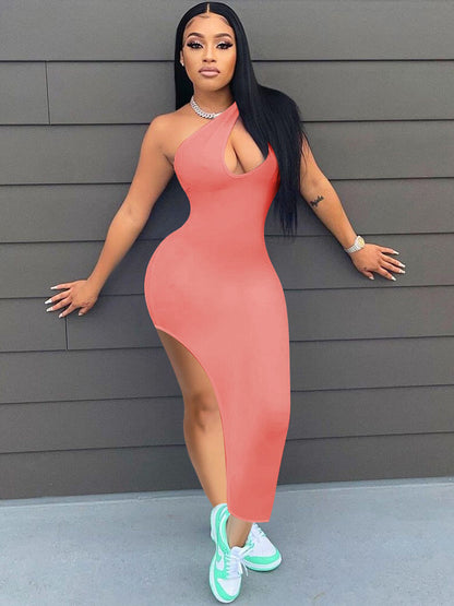 Vestido midi con abertura alta y sin mangas de un hombro