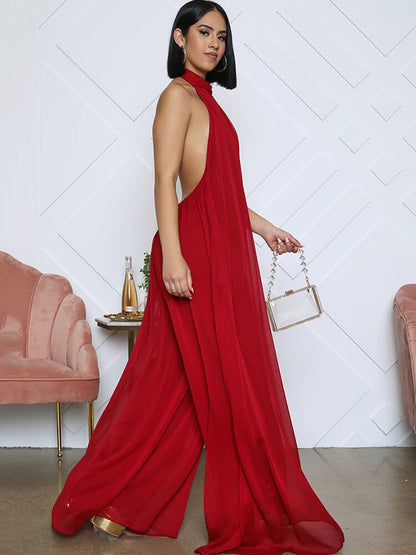 Mono de pierna ancha sin mangas con cuello halter y espalda descubierta