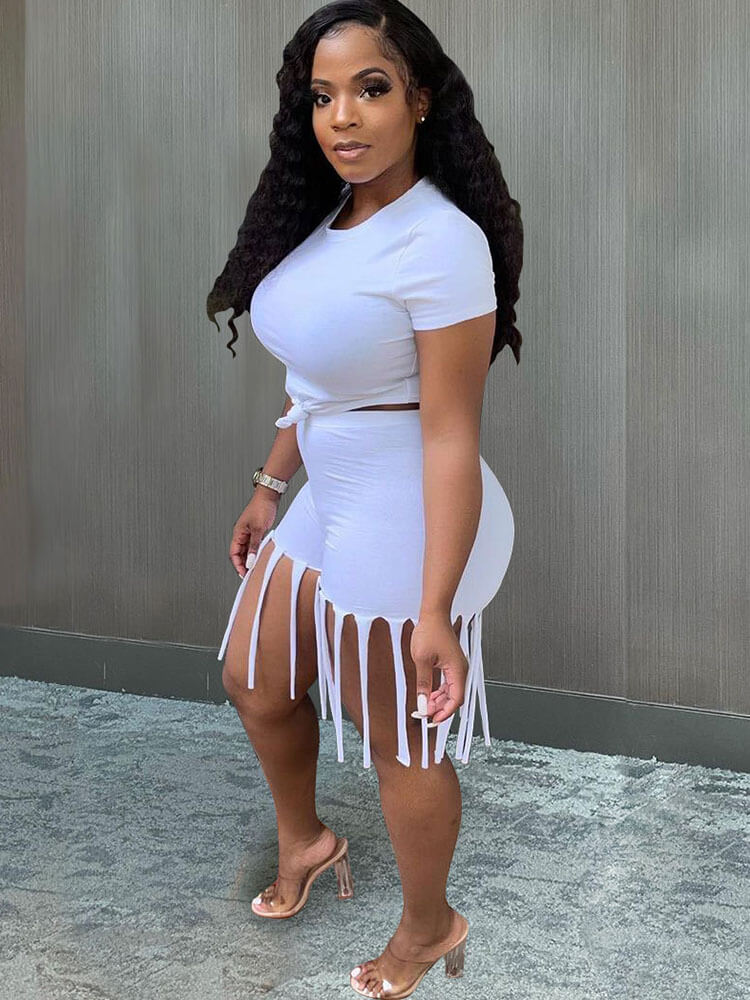 2 piezas Tops de manga corta con nudo en la parte delantera, talla grande, pantalones cortos con borlas