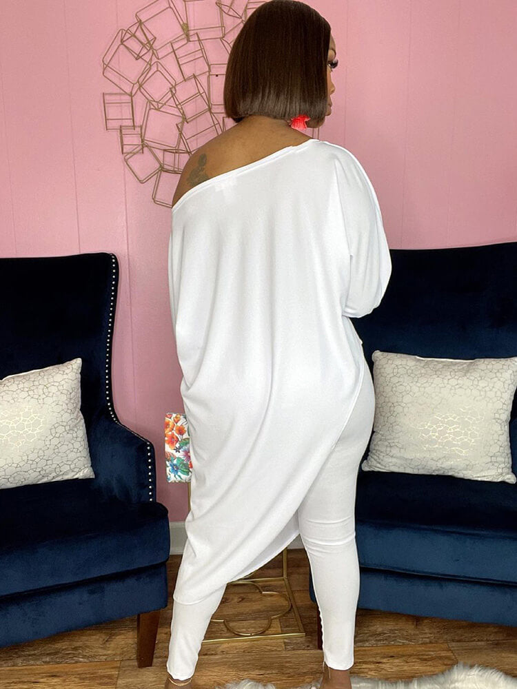 Tops irregulares estampados de dos piezas y pantalones largos ajustados