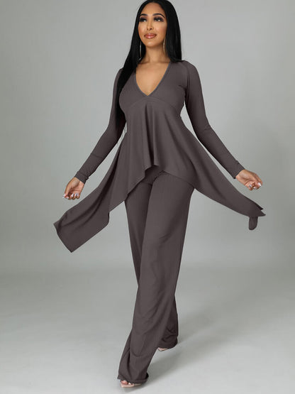 Top con cuello en V y pantalones largos con cordones irregulares de dos piezas