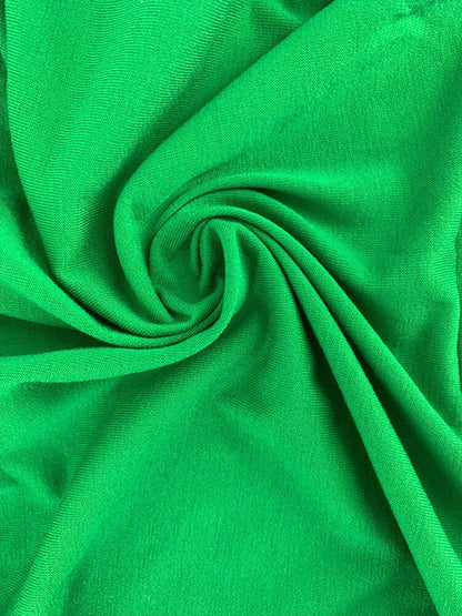 Mono con pantalón de pierna ancha y manga corta de talla grande